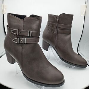Golden Road Womens Size 9 Brown Faux Leather Ankle Boots Buckle Strap Booties